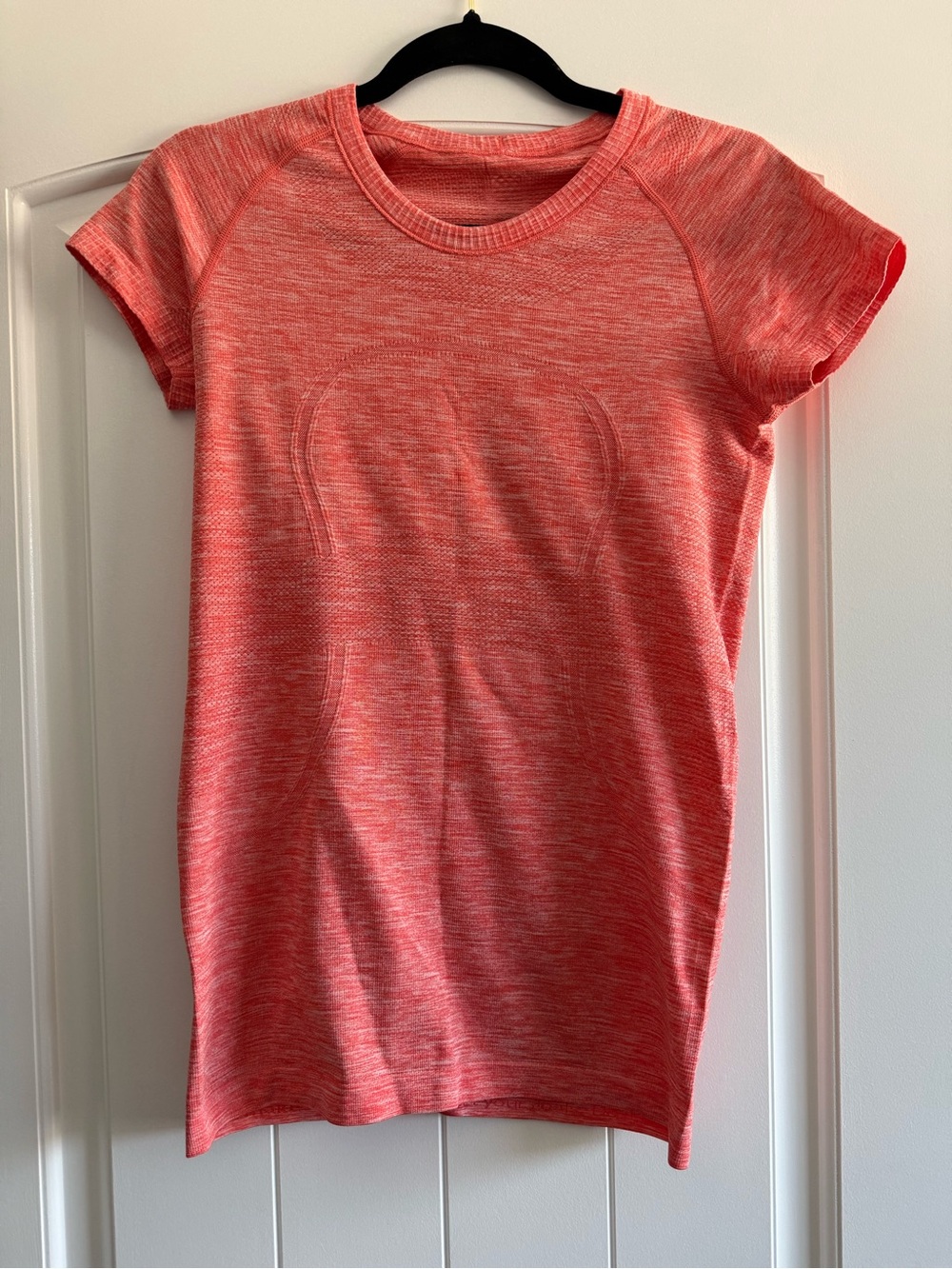 lululemon athletica Heathered Coral Short Sleeve Tee